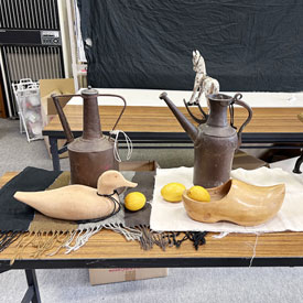 �������